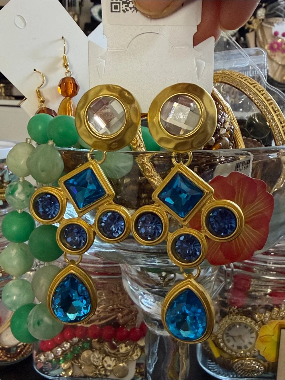 N/A stylish gold